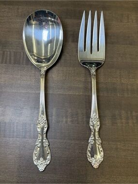 WM Rogers Grand Elegance Extra Plated 2
Pieces Serving Spoon & Fork